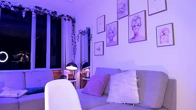 Bella ev online show from 02.05.26