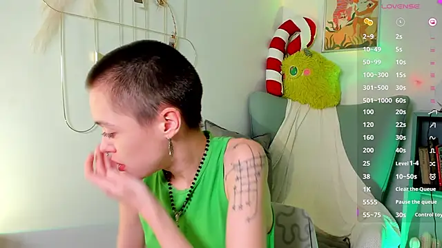 PamelaYong online show from 01.12.25