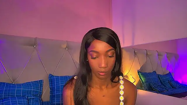 FiorelaLenin online show from 10.18.25