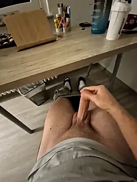 Snapshot of Lion132233 chatting on 10.07.25 Lion132233 online show from 10.07.25