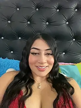 Snapshot of KittyRous chatting on 12.19.24 KittyRous online show from 12.19.24