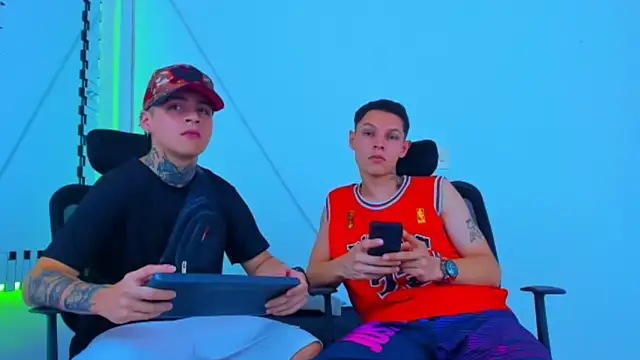 HOT boy2025 online show from 11.03.25