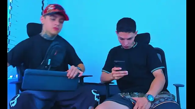 HOT boy2025 online show from 11.16.25