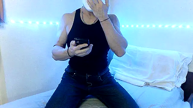 Alexx Fit023 online show from 02.23.25