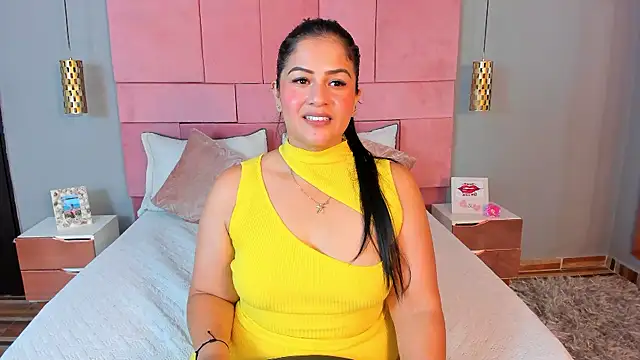 xiomyMorriss online show from 11.08.25