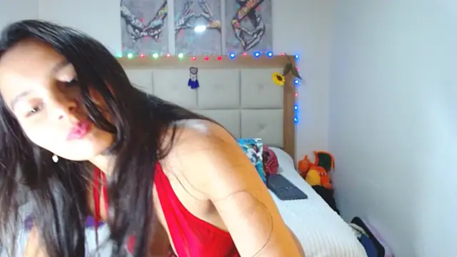 valentina hearts online show from 02.25.25