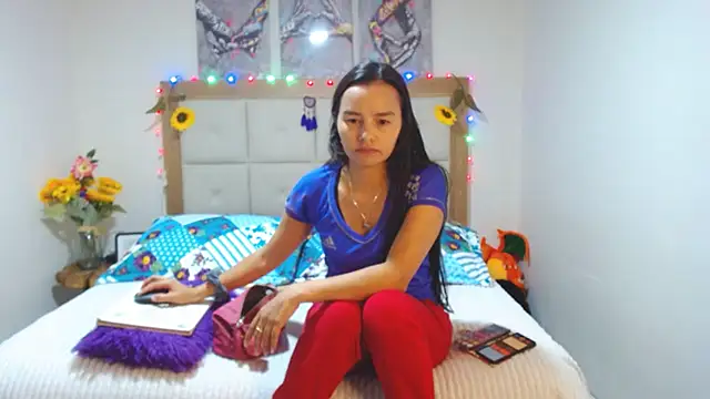 valentina hearts online show from 02.26.25