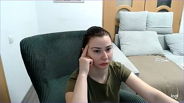 VioletaFlower7 online show from 02.20.26