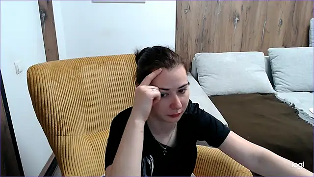 Snapshot of VioletaFlower7 chatting on 06.28.26 VioletaFlower7 online show from 06.28.26