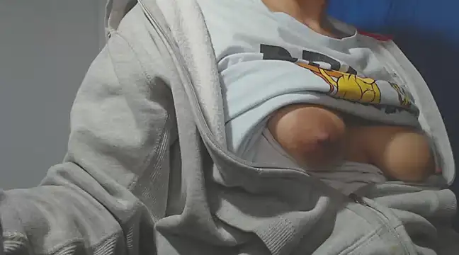 Snapshot of home_vlak chatting on 02.07.25 home vlak online show from 02.07.25