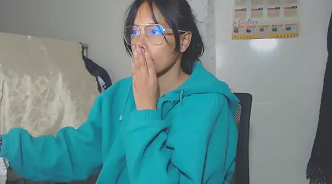 Snapshot of home_vlak chatting on 03.06.25 home vlak online show from 03.06.25