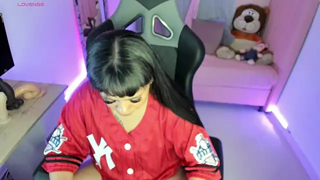 zoesullivan online show from 03.20.25