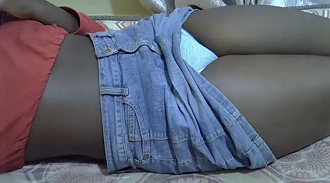 naughtycate  online show from 02.25.25