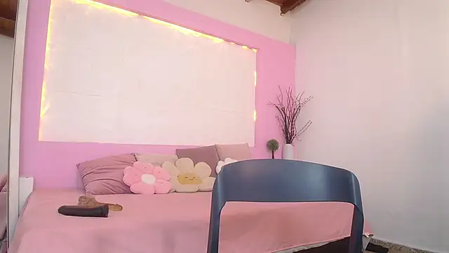 OraLarson online show from 10.26.25