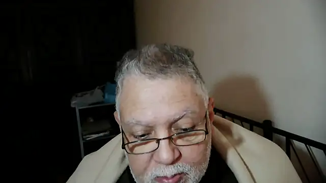 100Tauros online show from 11.17.25