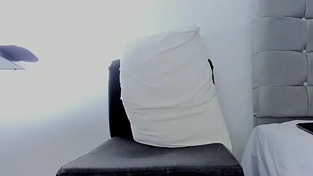 Snapshot of Ladysexy_hot19 chatting on 01.31.25 Ladysexy hot19 online show from 01.31.25