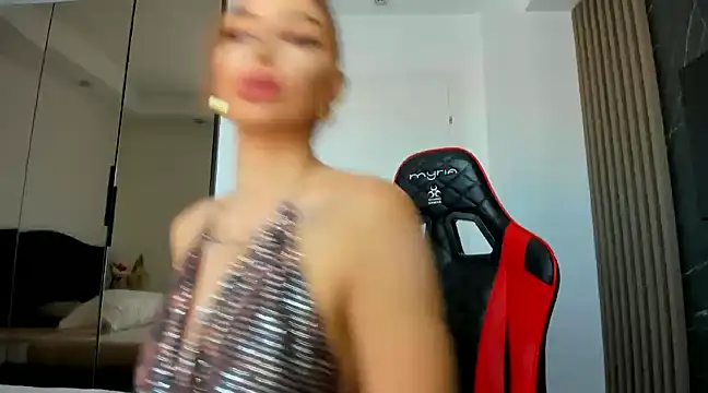 Alessa Burns online show from 12.17.24