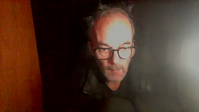 Snapshot of nice6incs chatting on 11.12.25 nice6incs online show from 11.12.25