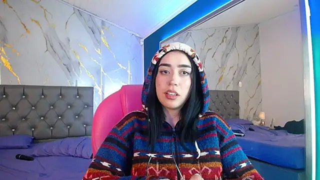 Julieta De Los Angeles online show from 02.26.25