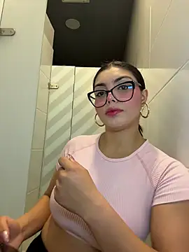 zui lu online show from 12.22.25