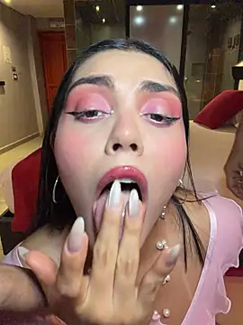 zui lu online show from 04.13.26