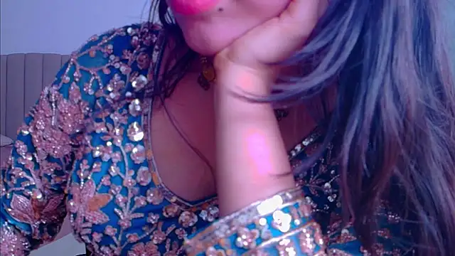 Aashika-Kaur online show from 11.01.25