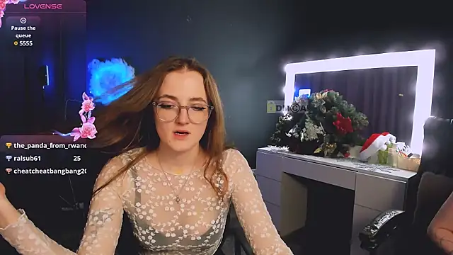 liana kisses online show from 01.25.25