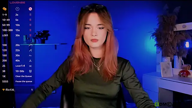 liana kisses online show from 10.10.25