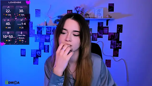 liana kisses online show from 02.28.26