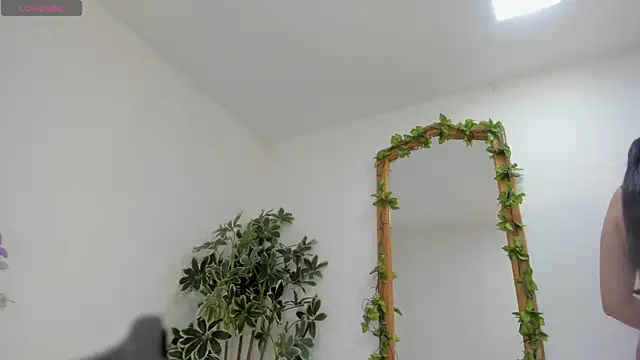 BarbaraKnox  online show from 10.27.25