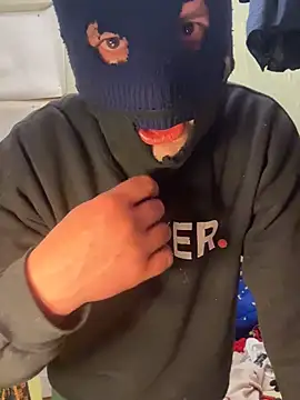 Ariel Ari online show from 02.27.25