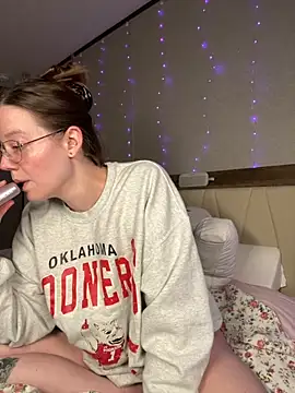 Sweetdee222x online show from 09.28.25