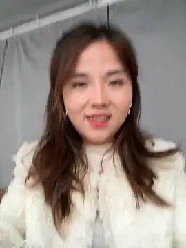 Snapshot of Efangfang chatting on 12.12.24 Efangfang online show from 12.12.24