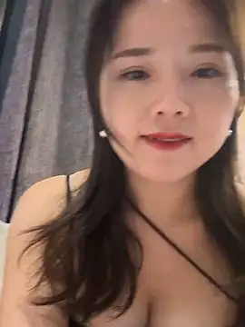 Snapshot of Efangfang chatting on 01.01.25 Efangfang online show from 01.01.25