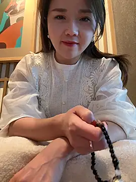 Snapshot of Efangfang chatting on 01.12.25 Efangfang online show from 01.12.25