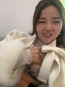 Snapshot of Efangfang chatting on 02.02.25 Efangfang online show from 02.02.25