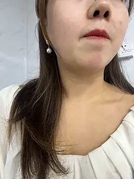 Snapshot of Efangfang chatting on 02.22.25 Efangfang online show from 02.22.25