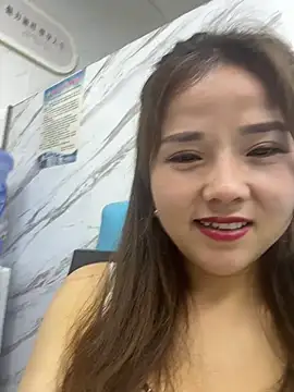 Snapshot of Efangfang chatting on 03.03.25 Efangfang online show from 03.03.25