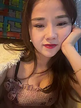 Snapshot of Efangfang chatting on 03.06.25 Efangfang online show from 03.06.25