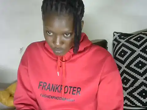 Snapshot of Pretty-emmie chatting on 01.23.25 Pretty-emmie online show from 01.23.25