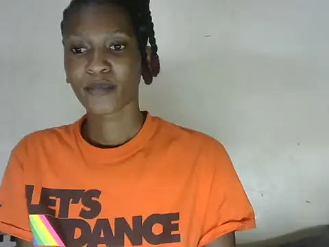 Snapshot of Pretty-emmie chatting on 02.15.25 Pretty-emmie online show from 02.15.25