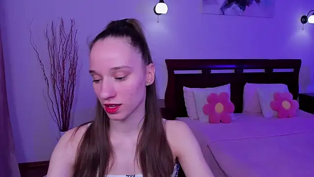 Snapshot of StaceySunny chatting on 03.04.26 StaceySunny online show from 03.04.26