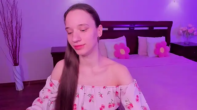 Snapshot of StaceySunny chatting on 04.01.26 StaceySunny online show from 04.01.26