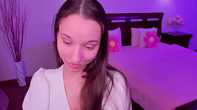 Snapshot of StaceySunny chatting on 04.11.26 StaceySunny online show from 04.11.26