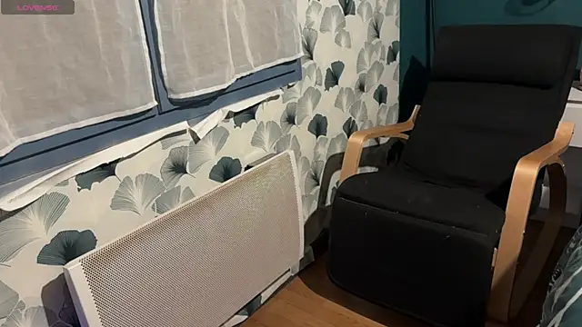 Nina blain online show from 09.16.25