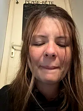 Nina blain online show from 09.23.25