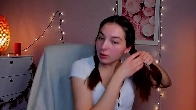 Snapshot of Meagn_Extasy chatting on 12.27.24 Meagn Extasy online show from 12.27.24