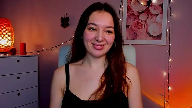 Snapshot of Meagn_Extasy chatting on 02.21.25 Meagn Extasy online show from 02.21.25
