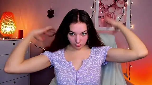 Snapshot of Meagn_Extasy chatting on 02.25.25 Meagn Extasy online show from 02.25.25