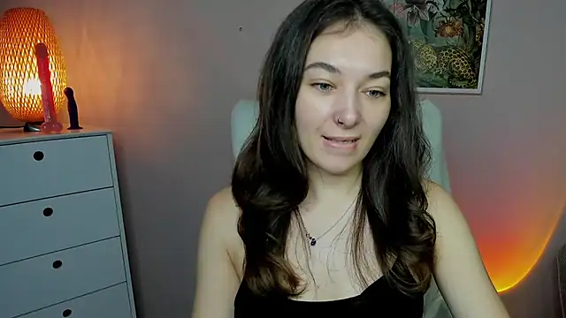 Snapshot of Meagn_Extasy chatting on 10.06.25 Meagn Extasy online show from 10.06.25